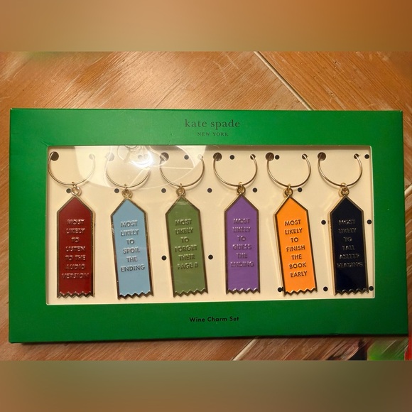 ♠️ Kate Spade Multicolor Wine Charms Set for book readers. - Picture 4 of 4
